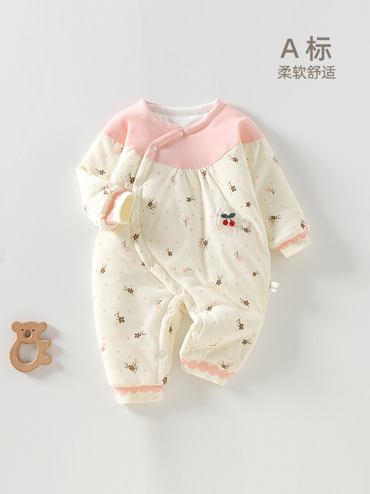 新生儿连体衣春秋冬宝宝薄棉三层保暖衣婴儿衣服纯棉无骨哈衣爬服