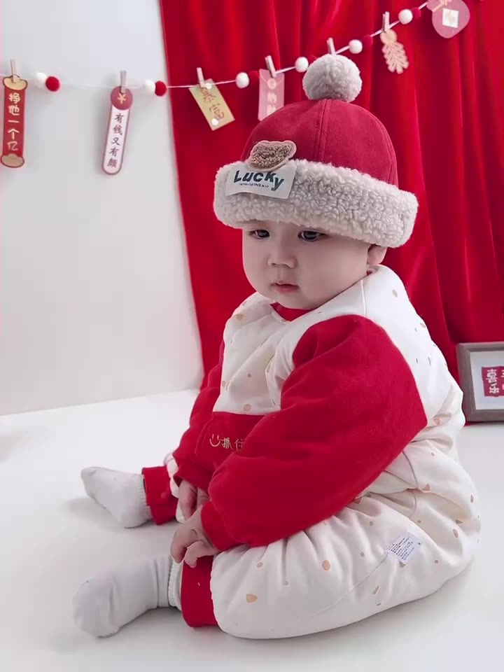 新生婴儿衣服连体衣冬婴幼儿哈衣爬服百天大红夹棉男女宝宝拜年服