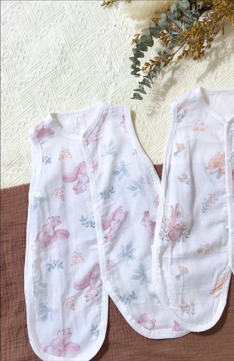 冰爽新生儿连体衣夏季宝宝琵琶连体衣无袖宝宝爬服竹纤维婴儿衣服