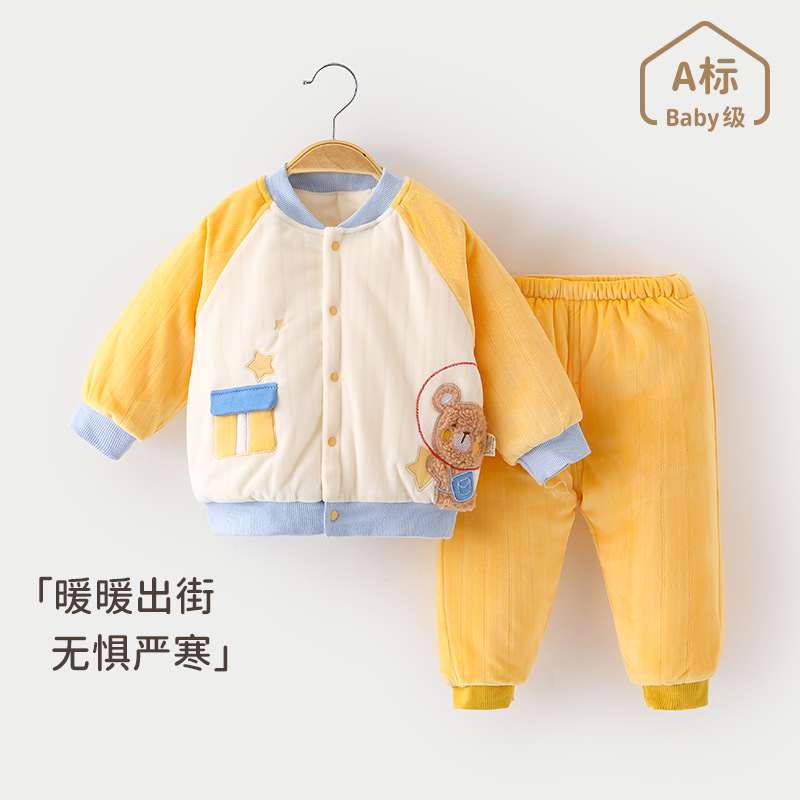 新生儿秋冬衣服夹棉加厚婴儿时髦分体套装可爱宝宝冬天两件套