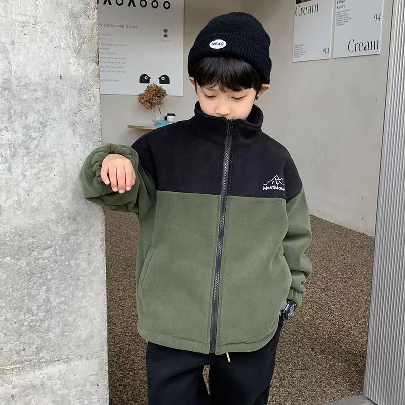 童装秋冬男童加绒加厚立领外套撞色拼接儿童时尚休闲开衫保暖夹克