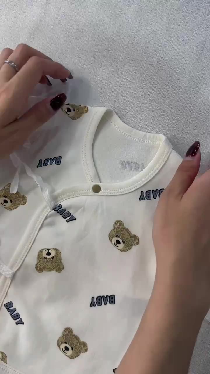 婴幼儿纯棉无骨四季款新生儿衣服长袖分体二件套装男女宝宝家居服