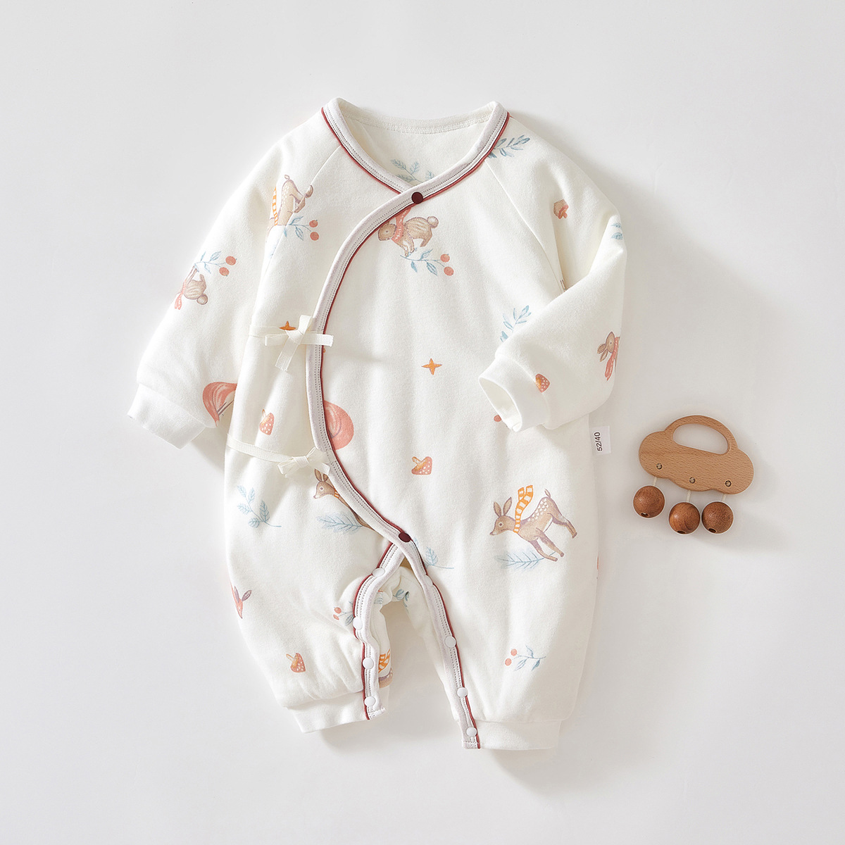 新生婴儿衣服宝宝秋冬装蝴蝶衣加厚连体衣薄棉哈衣婴儿爬服棉衣款